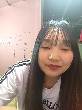 Myna5790 online show from April 2026 02:10:01 PM