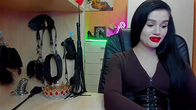 Snapshot of KristiTopxx chatting on May 2026 06:26:04 PM KristiTopxx online show from May 2026 06:26:04 PM