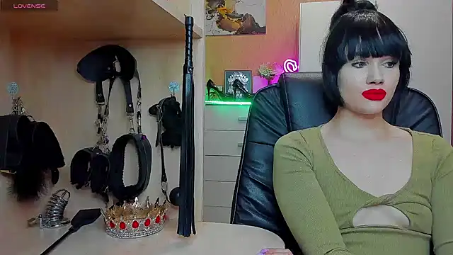 Snapshot of KristiTopxx chatting on June 2026 06:35:02 PM KristiTopxx online show from June 2026 06:35:02 PM