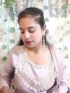 lovely-girl99 online show from March 2026 03:45:02 AM
