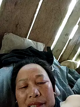 heesuu11 online show from April 2026 05:30:01 AM