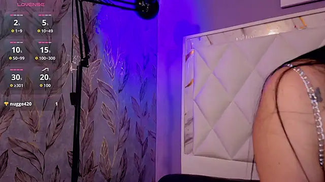 Snapshot of Emma_Clair chatting on February 2026 01:01:02 PM Emma Clair online show from February 2026 01:01:02 PM