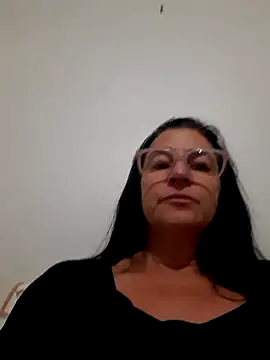 Camilegaucha online show from May 2026 01:10:02 AM