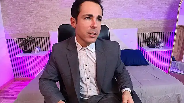 Adams Sanz online show from June 2026 08:04:01 PM
