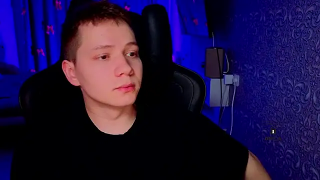 Snapshot of Karl_Night_ chatting on February 2026 06:08:01 PM Karl Night online show from February 2026 06:08:01 PM