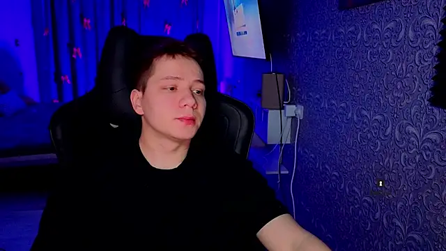 Snapshot of Karl_Night_ chatting on March 2026 04:31:01 PM Karl Night online show from March 2026 04:31:01 PM