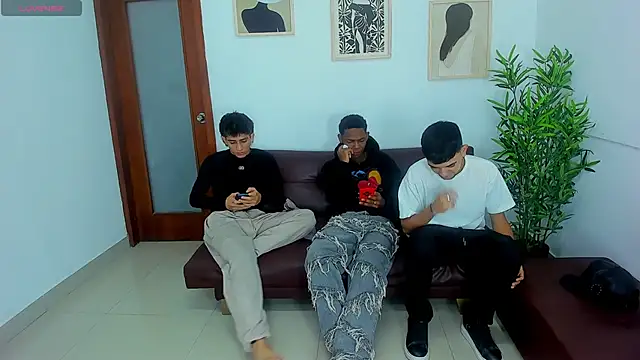 nobodyknows01 online show from February 2026 12:37:01 PM