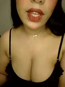 madleen Mm online show from June 2026 12:07:02 PM