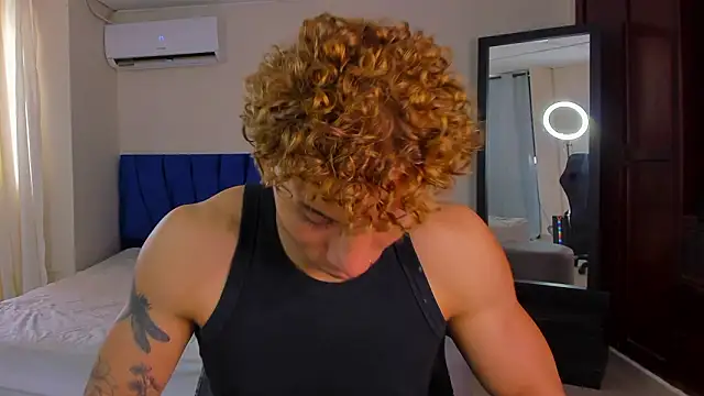 Snapshot of adam_smiith1 chatting on March 2026 01:40:02 PM adam smiith1 online show from March 2026 01:40:02 PM