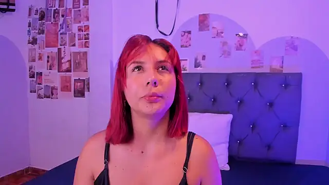 violeta blaze1 online show from July 2026 12:20:01 PM