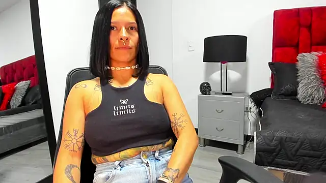 Amelie Blake online show from June 2026 11:35:01 AM