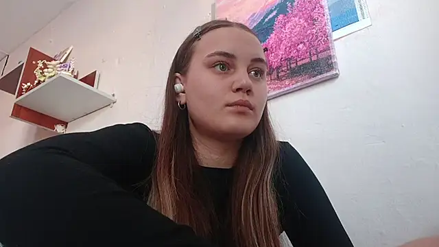 Snapshot of VeloraStar chatting on March 2026 10:22:02 AM VeloraStar online show from March 2026 10:22:02 AM