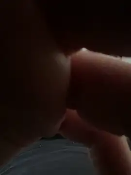 derekboyhot online show from April 2026 11:42:02 PM