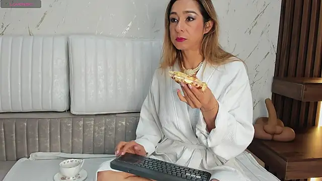 Snapshot of Madam_Dalila chatting on July 2026 01:42:02 PM Madam Dalila online show from July 2026 01:42:02 PM