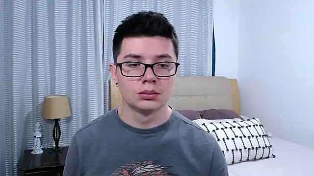 BlackFoXXX69 online show from April 2026 07:25:02 PM