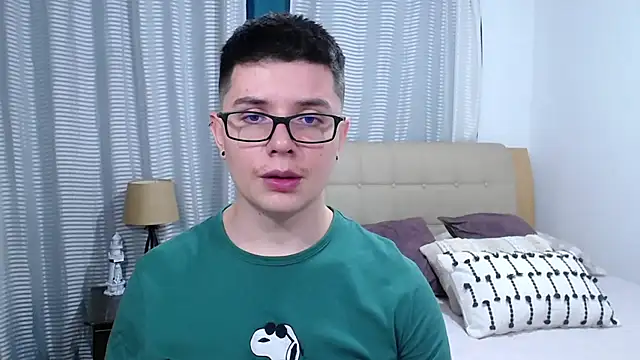 BlackFoXXX69 online show from April 2026 11:21:02 PM