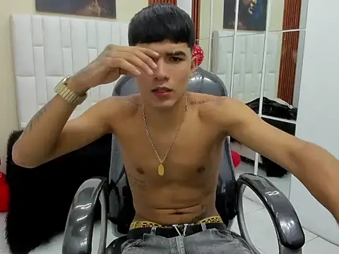 Thiago collinss online show from February 2026 10:33:01 PM