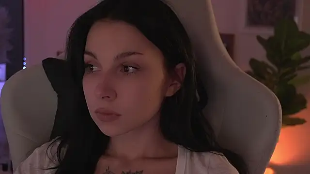 Akaruiiii online show from April 2026 03:34:02 PM