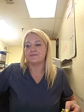 LadyB07 online show from April 2026 04:55:01 PM