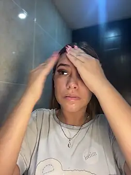 MiluRossee online show from March 2026 04:46:01 AM