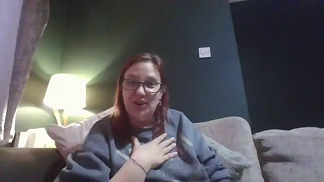 Curvy Clare online show from March 2026 05:08:01 PM