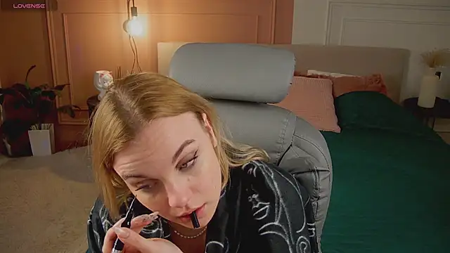 Glow Margo online show from April 2026 01:10:02 AM