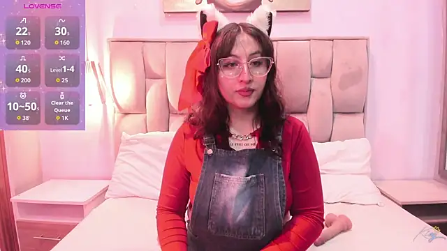 Snapshot of Maddie-LesYoux chatting on March 2026 12:22:01 PM Maddie-LesYoux online show from March 2026 12:22:01 PM