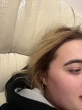 Snapshot of TiffanyCouture chatting on February 2026 05:47:02 PM TiffanyCouture online show from February 2026 05:47:02 PM