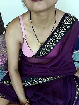 Sweet Cpl  online show from April 2026 06:19:01 AM