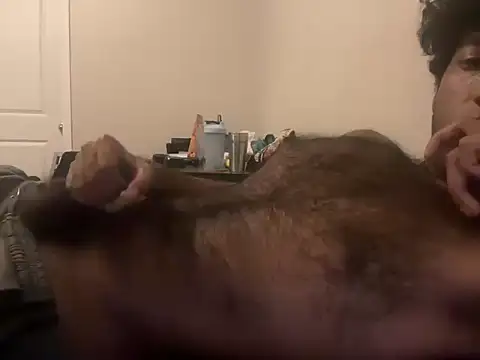 Snapshot of Hairydude78 chatting on March 2026 06:08:01 AM Hairydude78 online show from March 2026 06:08:01 AM