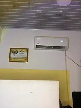 Snapshot of Eloise_aksnes chatting on July 2026 05:58:02 AM Eloise aksnes online show from July 2026 05:58:02 AM