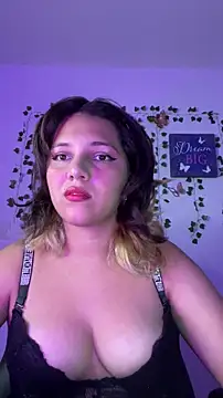 aurora bela online show from March 2026 01:45:02 AM