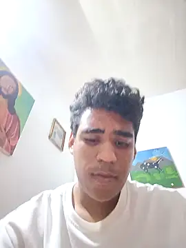 luis230436 online show from March 2026 04:35:01 AM