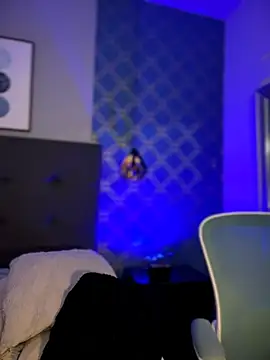 LilyBauer online show from April 2026 01:42:02 AM