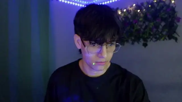 noah millerx online show from March 2026 04:40:01 AM