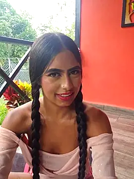 Snapshot of SAMY_AND_ARI chatting on April 2026 06:10:01 PM SAMY AND ARI online show from April 2026 06:10:01 PM