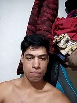 lucastorquato1709 online show from February 2026 06:23:01 AM