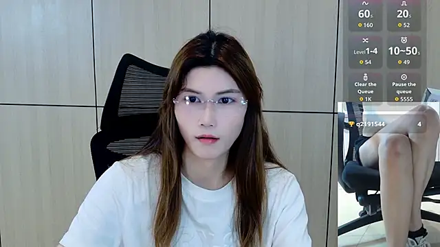 Snapshot of zhen-68 chatting on July 2026 01:55:02 AM zhen-68 online show from July 2026 01:55:02 AM