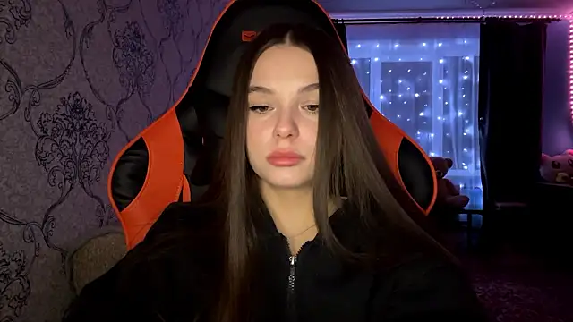 AkikoAnkrom online show from March 2026 09:17:01 PM