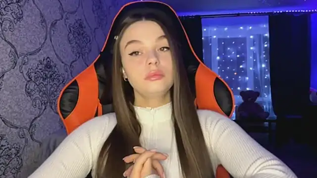 AkikoAnkrom online show from March 2026 04:47:02 PM