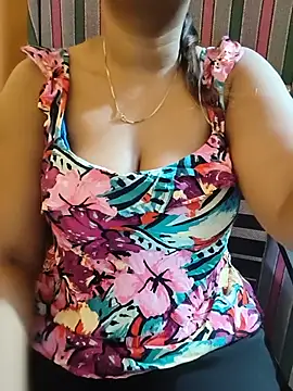 Snapshot of mishti_sharma20 chatting on July 2026 07:05:01 PM mishti sharma20 online show from July 2026 07:05:01 PM