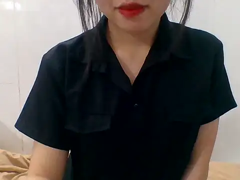 Snapshot of kiraa-007 chatting on June 2026 04:12:02 PM kiraa-007 online show from June 2026 04:12:02 PM