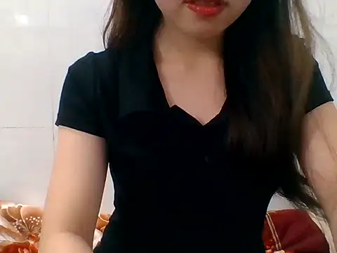 Snapshot of kiraa-007 chatting on June 2026 02:06:02 PM kiraa-007 online show from June 2026 02:06:02 PM