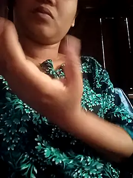 Snapshot of SumonaMoni chatting on March 2026 05:30:01 AM SumonaMoni online show from March 2026 05:30:01 AM