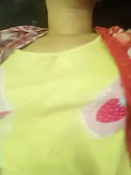 Snapshot of SumonaMoni chatting on June 2026 07:28:01 AM SumonaMoni online show from June 2026 07:28:01 AM