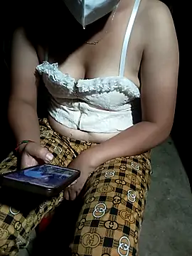 Snapshot of Mizu-hotshow chatting on May 2026 04:15:01 PM Mizu-hotshow online show from May 2026 04:15:01 PM