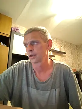 Maximuss69 online show from March 2026 06:57:01 PM