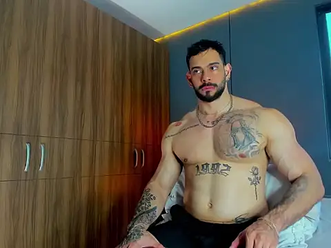 massimo visconti online show from March 2026 01:51:02 PM