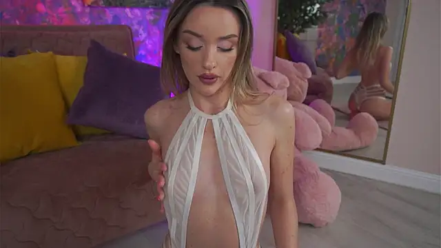 KatieCutieXoo online show from March 2026 08:22:02 PM