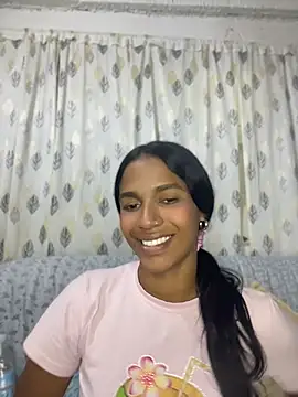Snapshot of FlorSalvaje_ chatting on July 2026 01:20:01 AM FlorSalvaje online show from July 2026 01:20:01 AM